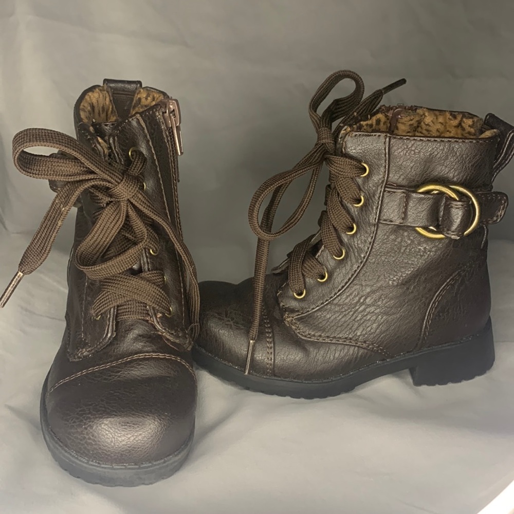 Rachel boots